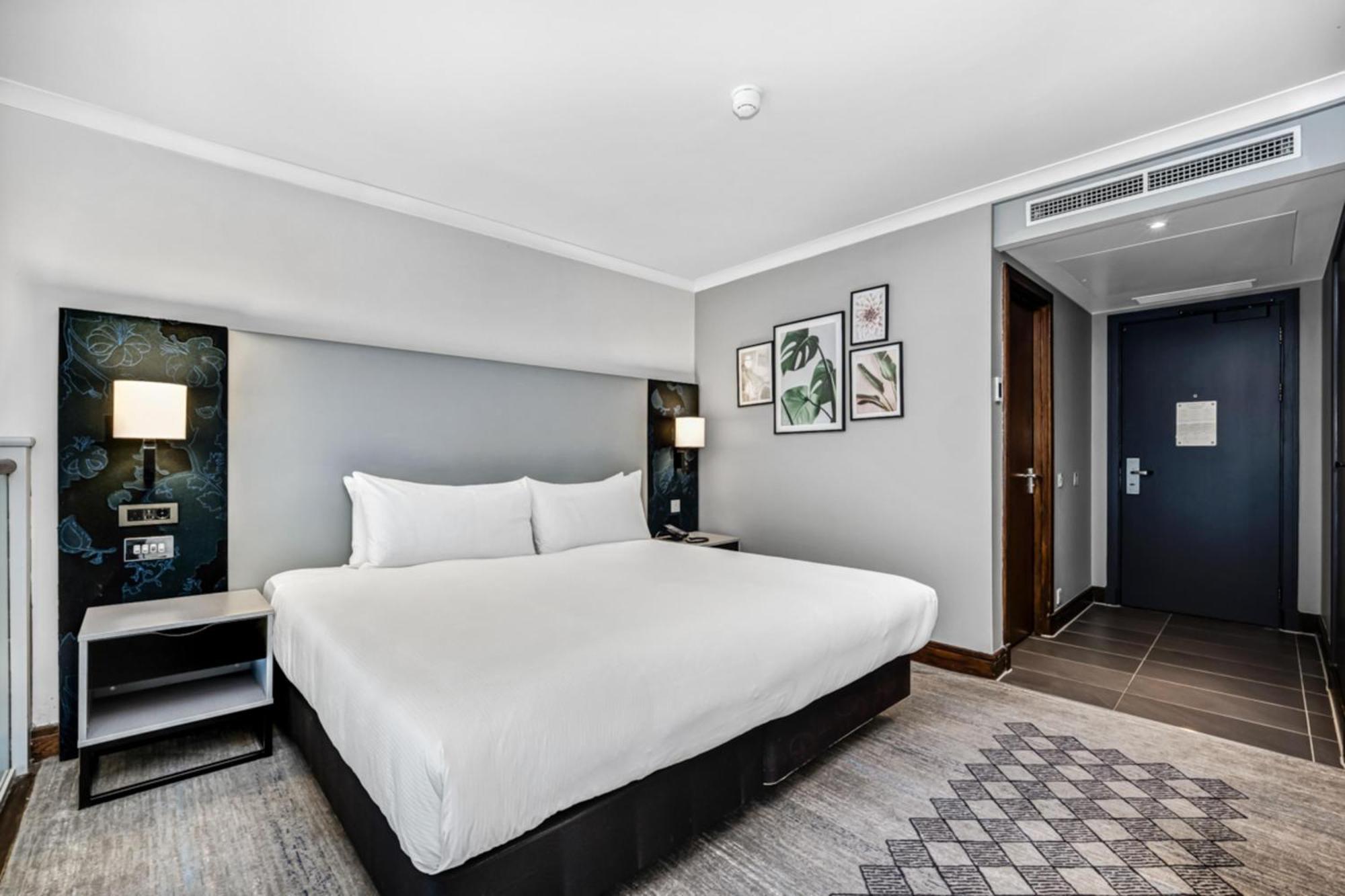 Duplex Three Double Beds
